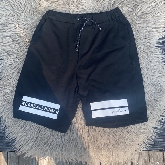 2 for $12 🎉Shein bundle features sweatpants /sweatshorts Black with graphic 8y - Picture 3 of 4